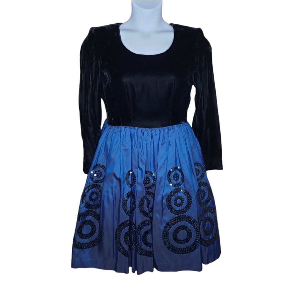 VINTAGE 80s/90s velvet sequin long sleeve fit and flare party holiday‎ dress S
